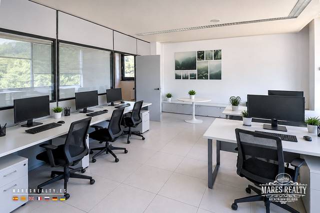 Local comercial en Alquiler en Santa Clotilde