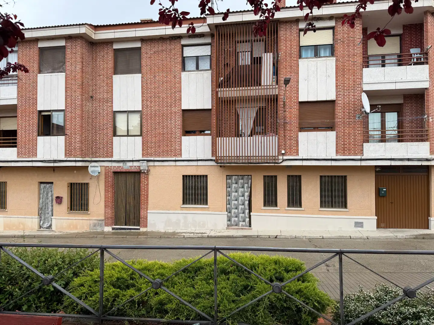 Exterior view of Flat for sale in Carpio  with Heating, Terrace and Storage room