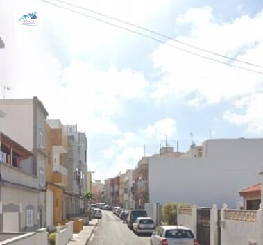 Vista exterior de Pis en venda en Las Palmas de Gran Canaria amb Terrassa
