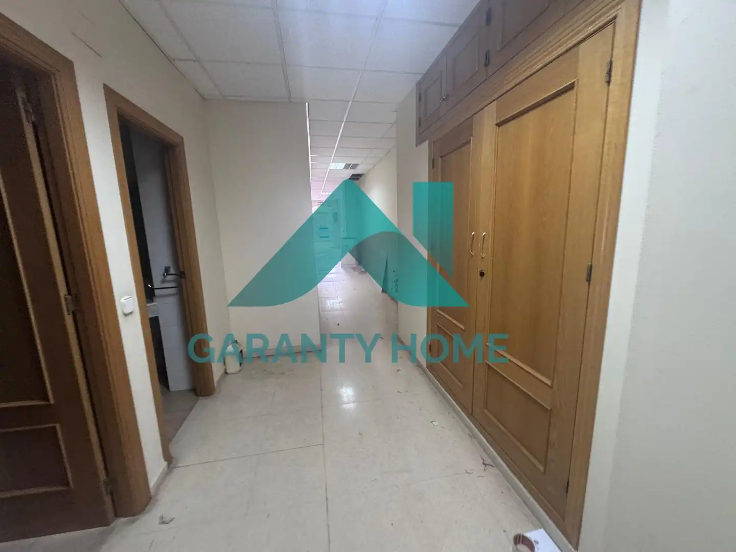 Office for rent in Cáceres  with Air Conditioner and Heating