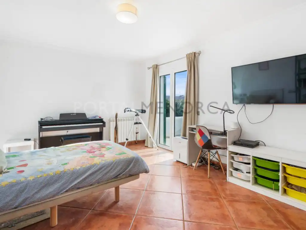 Dormitori de Casa o xalet en venda en Ciutadella de Menorca amb Piscina