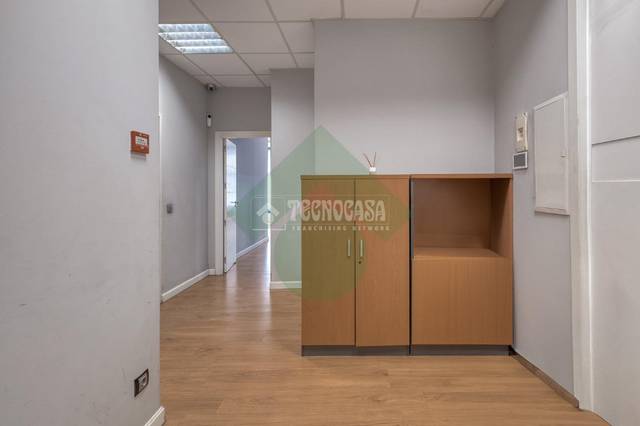 Local comercial en Venta en Villaverde Alto