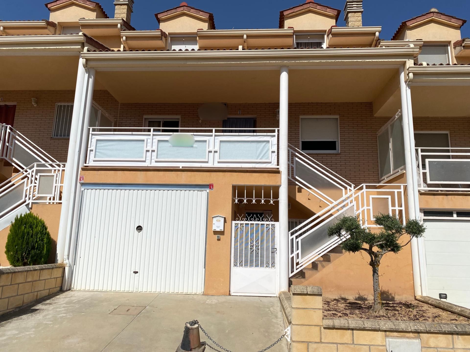Exterior view of Single-family semi-detached for sale in Jadraque  with Heating, Terrace and Storage room