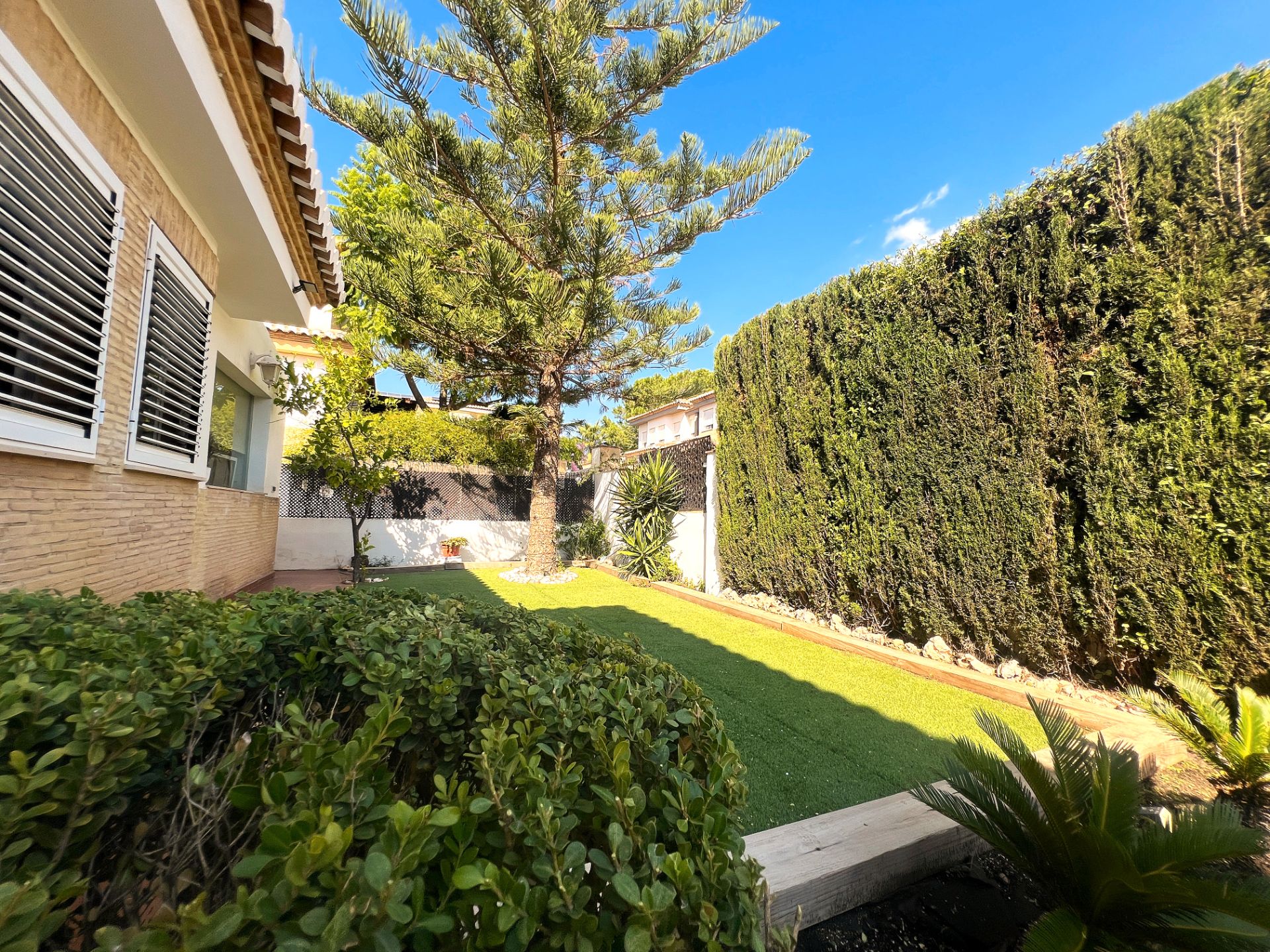 Garden of House or chalet for sale in Paterna  with Air Conditioner, Heating and Private garden