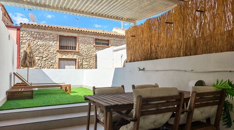Casa de pueblo totalmente reformada con gran terraza en el corazón de El Vendrell