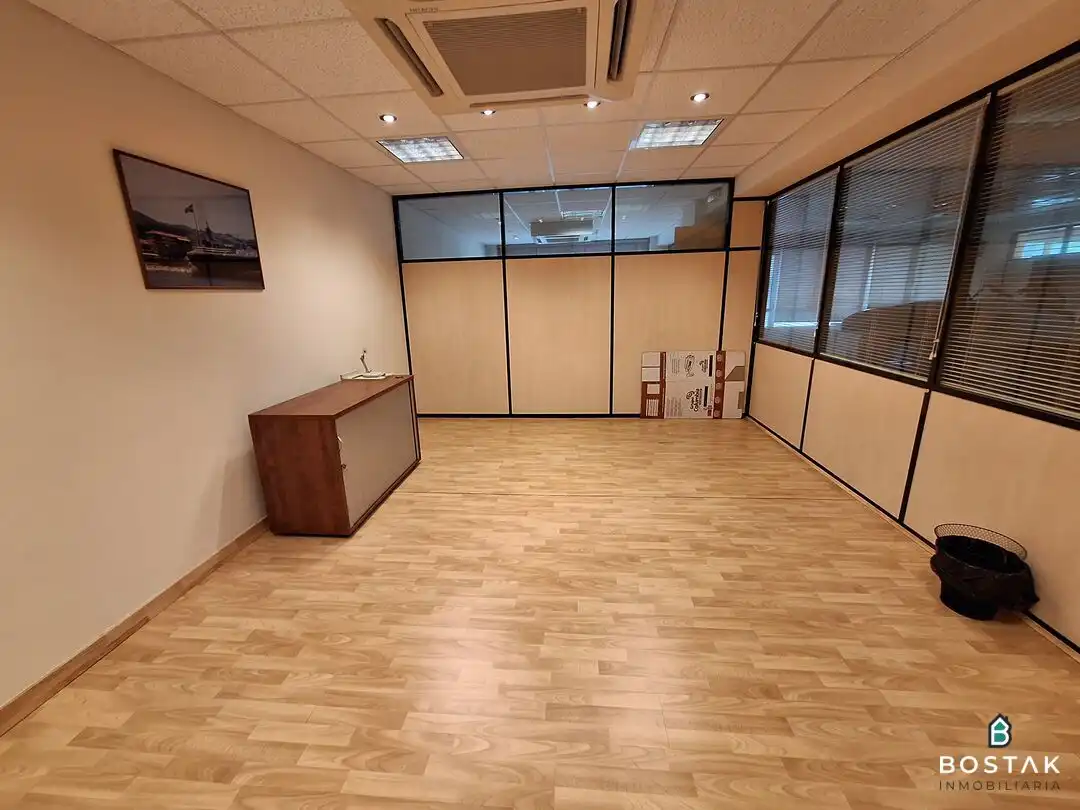 Business premises to rent in Zumalacárregui Etorbidea, imagen 15