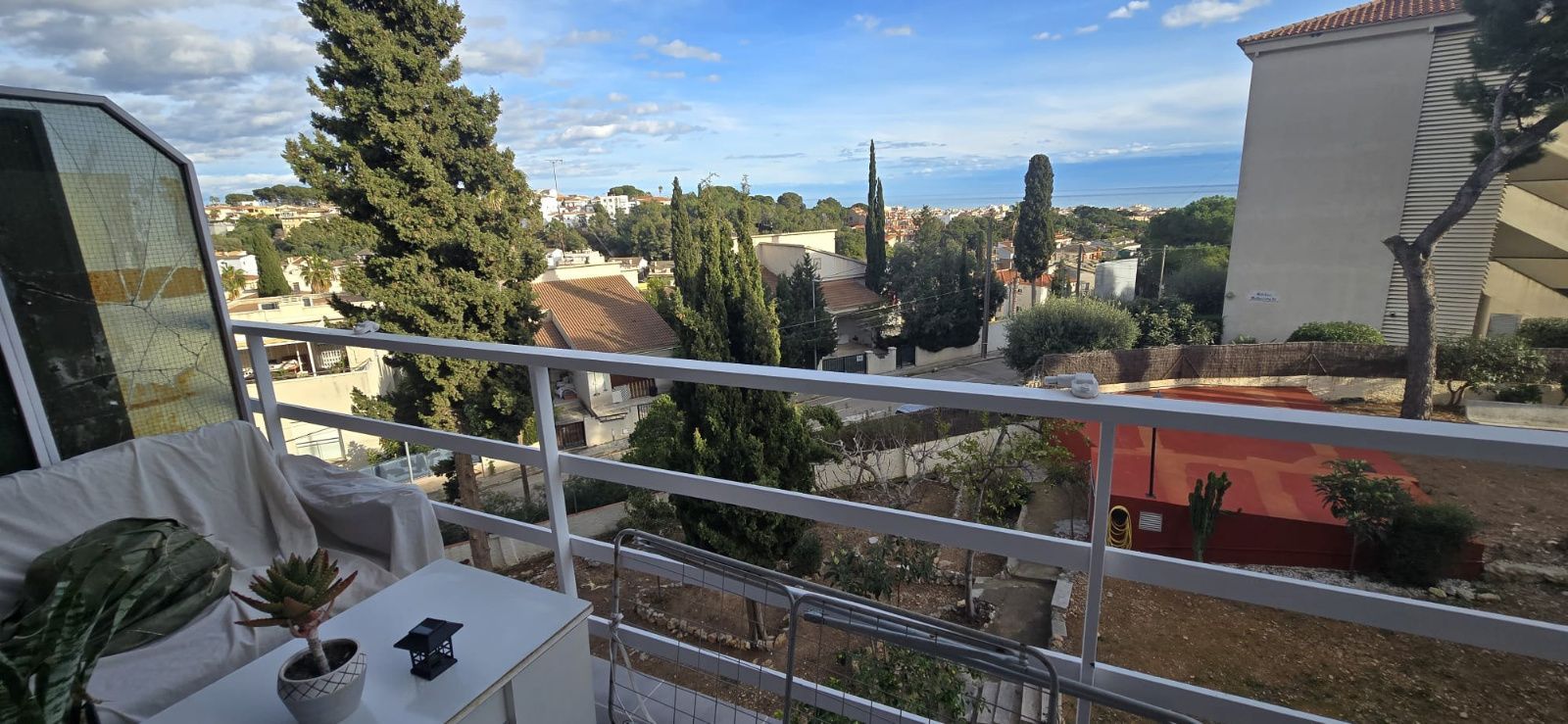 Vista exterior de Pis en venda en Calafell amb Terrassa