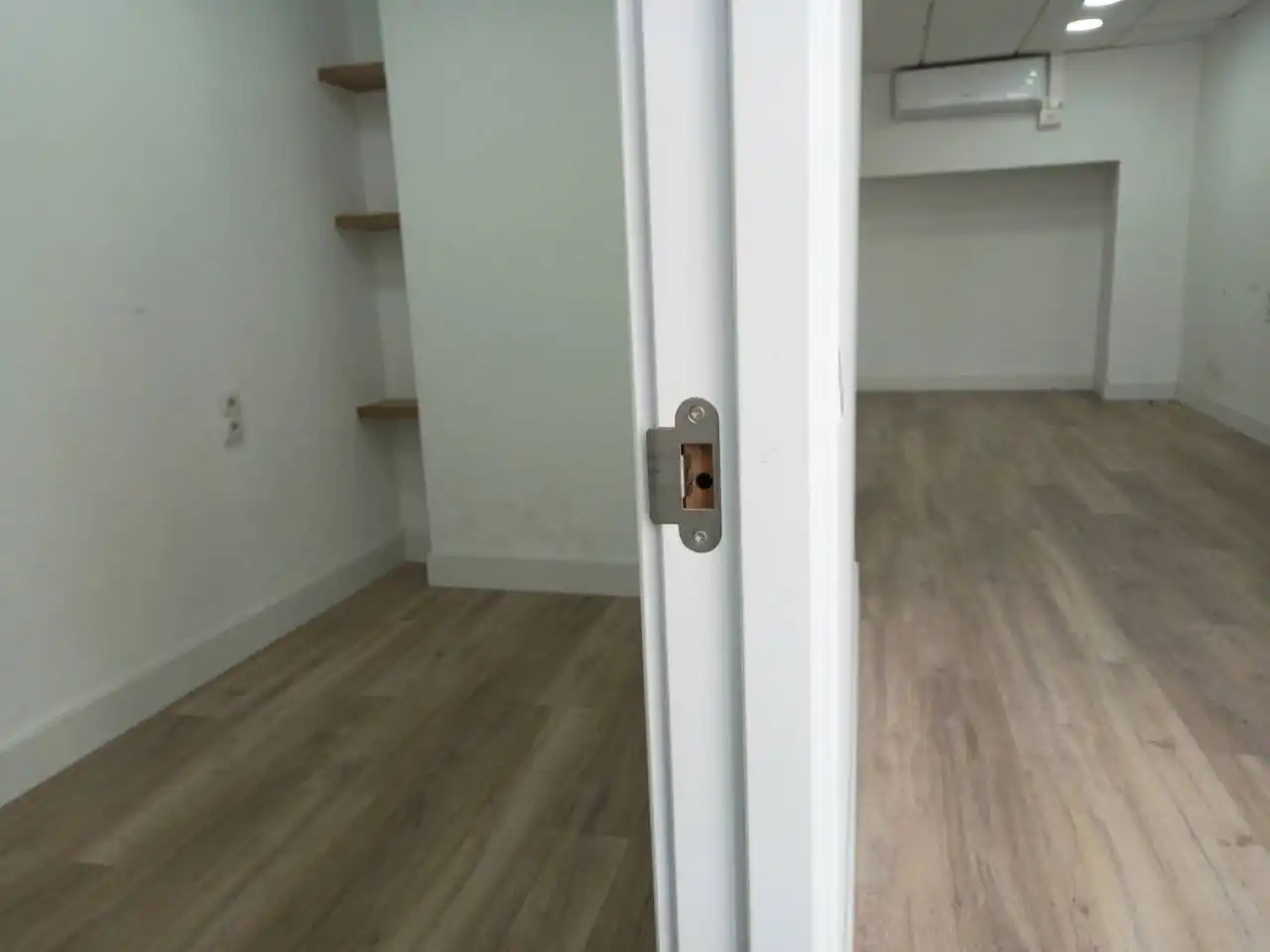 Local en venta en Calle Estacio, El Castell de Cubelles