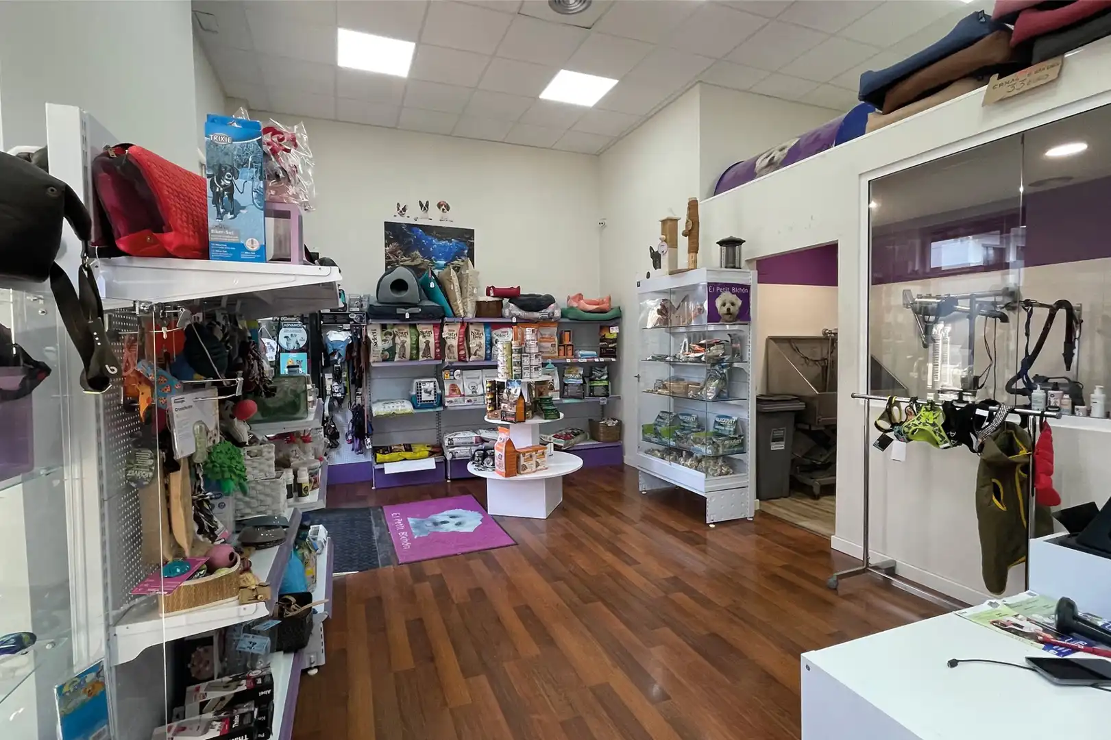 Local en venta en Sant Just Desvern con Aire acondicionado