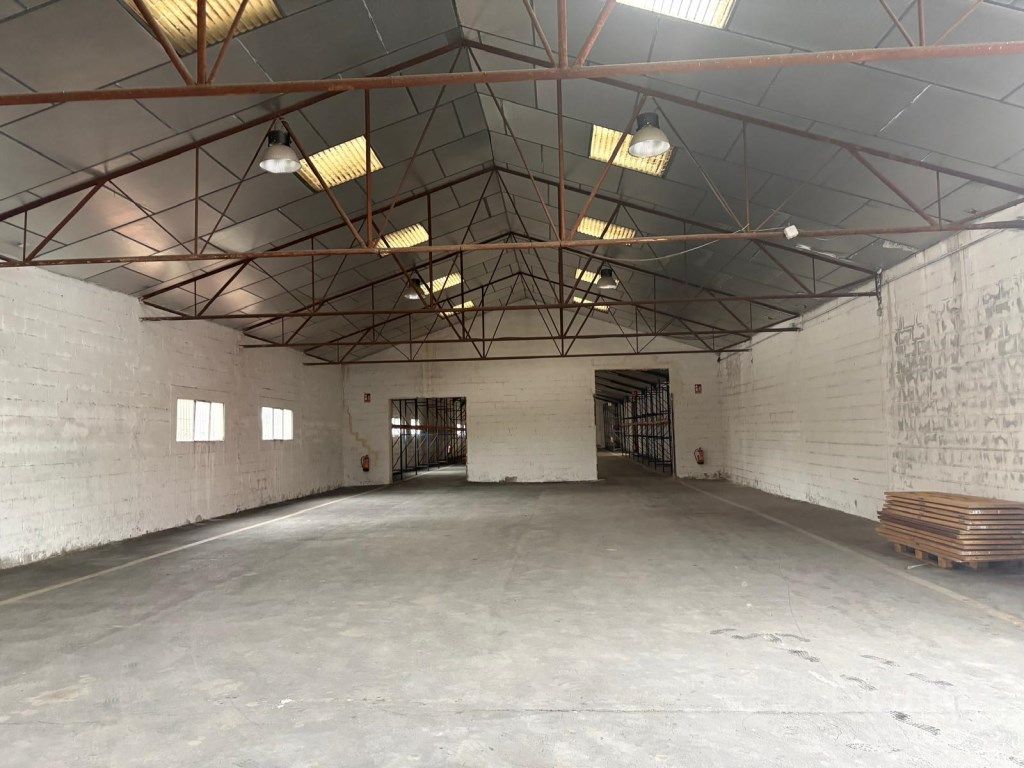 Nau industrial de lloguer en Fuente El Saz de Jarama
