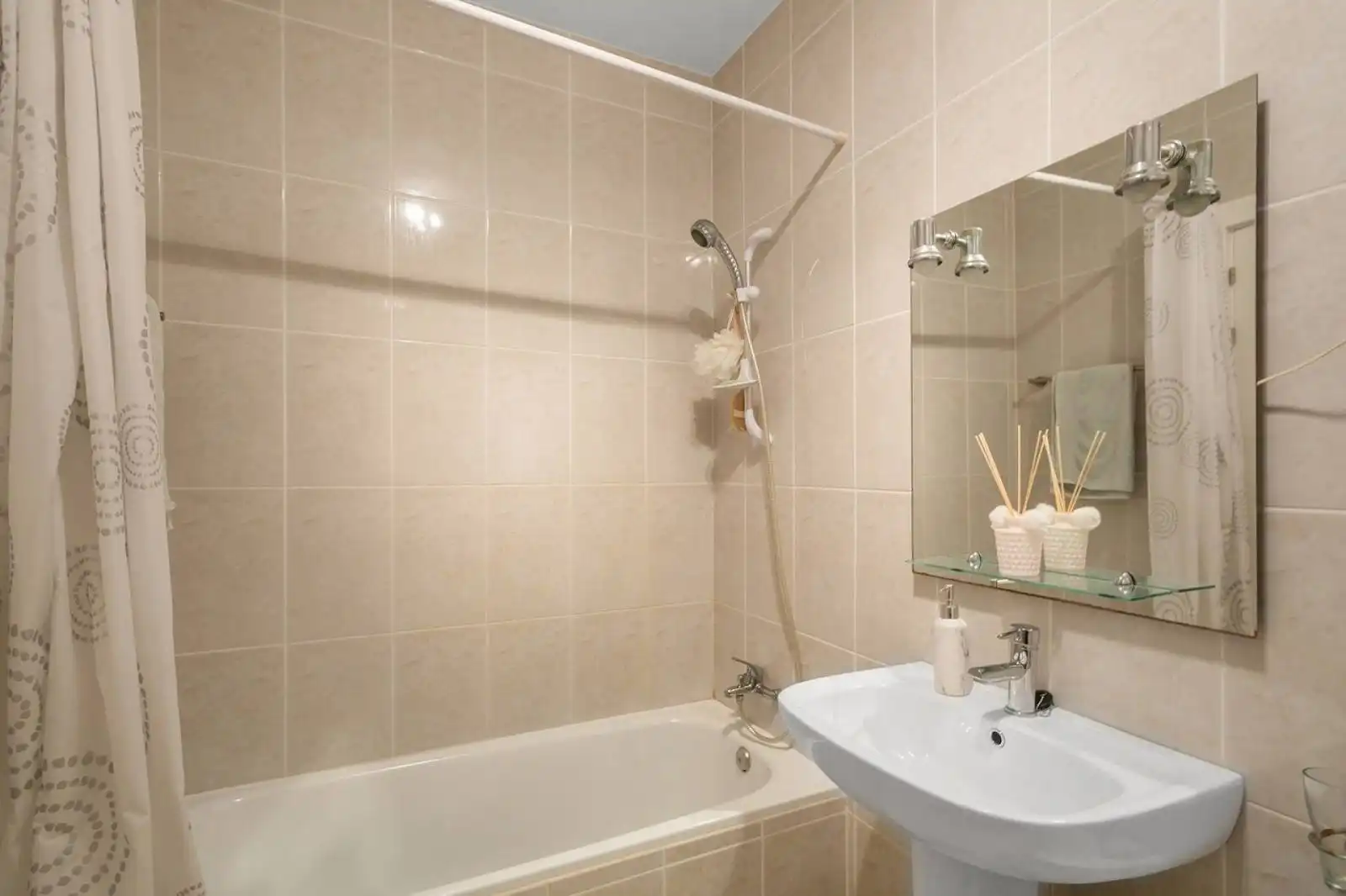 Bathroom of Houses for sale in Torrevieja  with Air Conditioner, Heating and Private garden