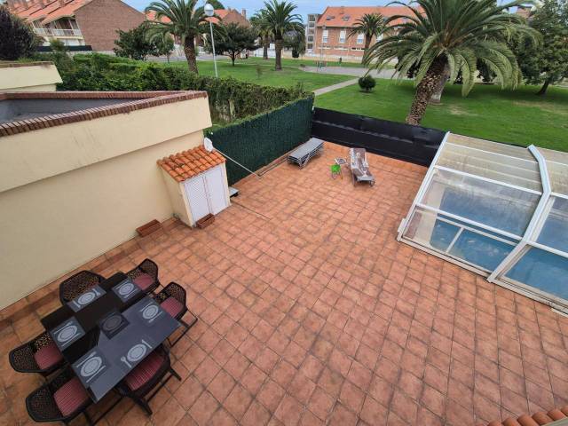 Casa-chalet en Venta en SOTO DE LA MARINA en Sancibrián