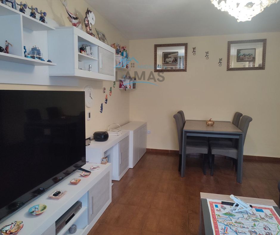 Sala d'estar de Casa o xalet en venda en Rosalejo amb Aire condicionat, Terrassa i Traster