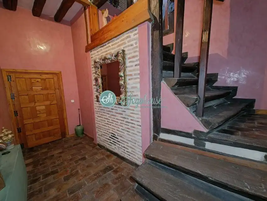 Flat for sale in Segovia  with Heating