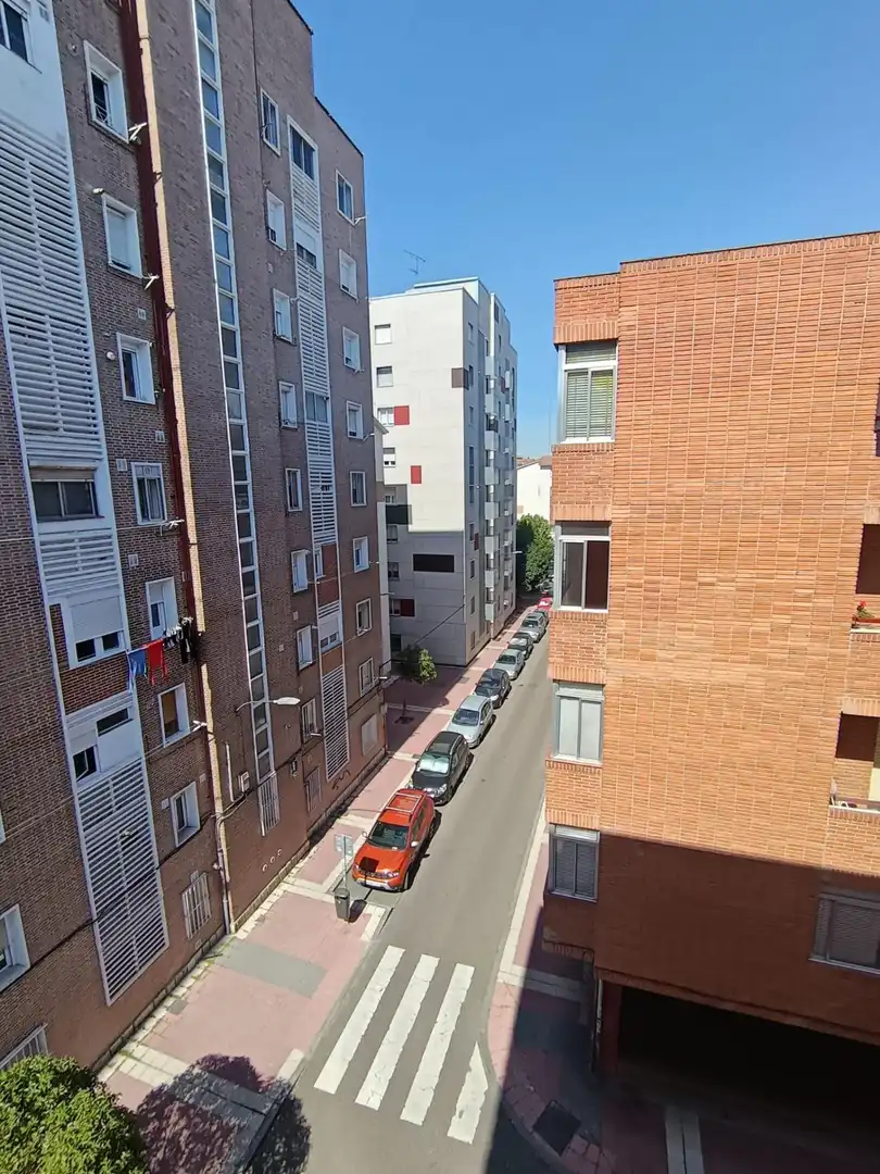 Piso de alquiler en Rondilla