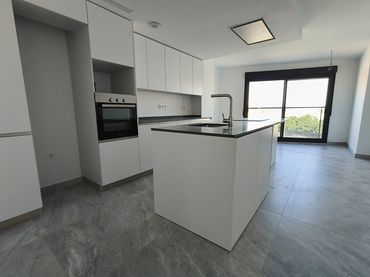 Piso con balcón en venta en Avinguda de València 74