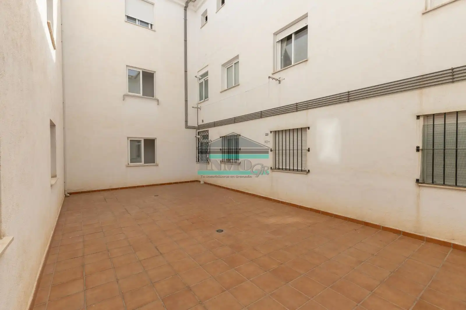 Exterior view of Flat for sale in Armilla  with Air Conditioner, Heating and Storage room