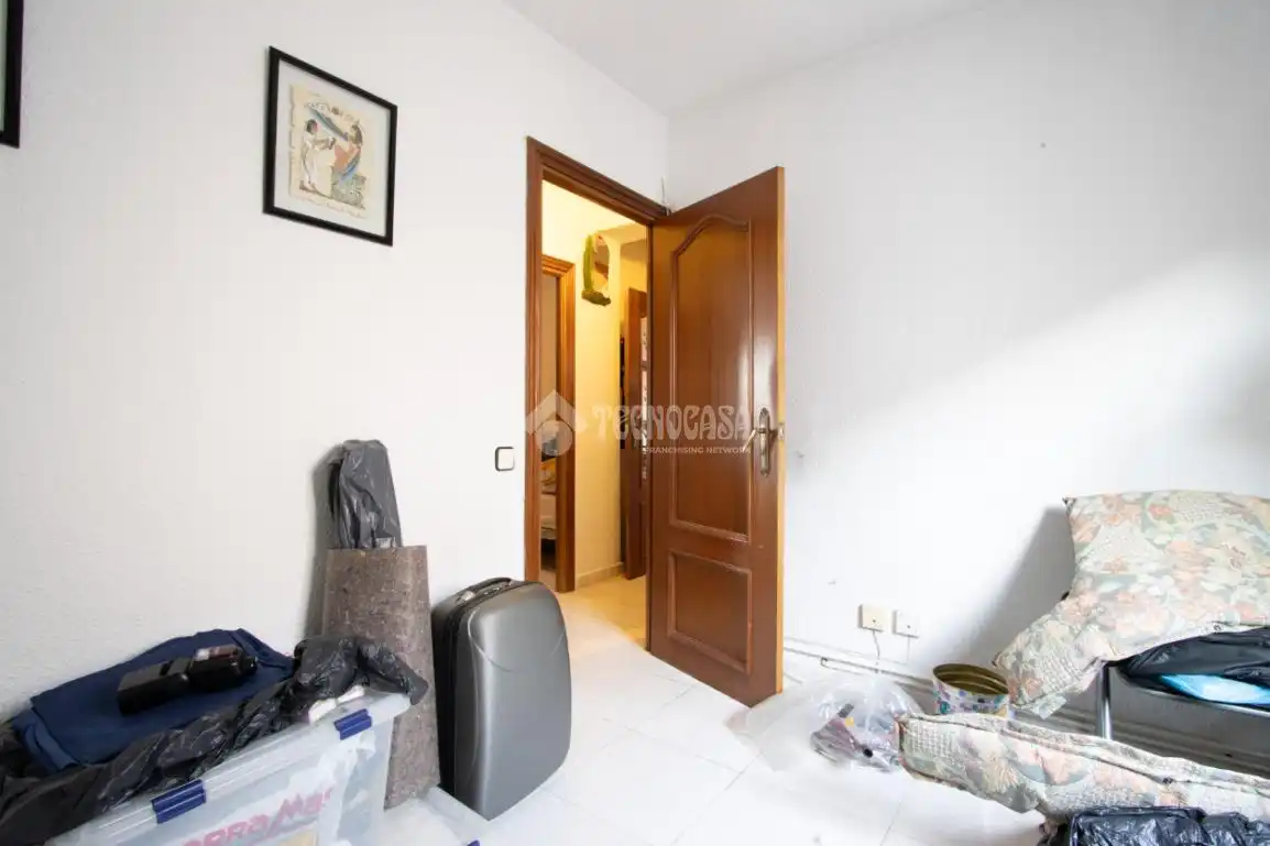 Bedroom of Flat for sale in Alcalá de Henares
