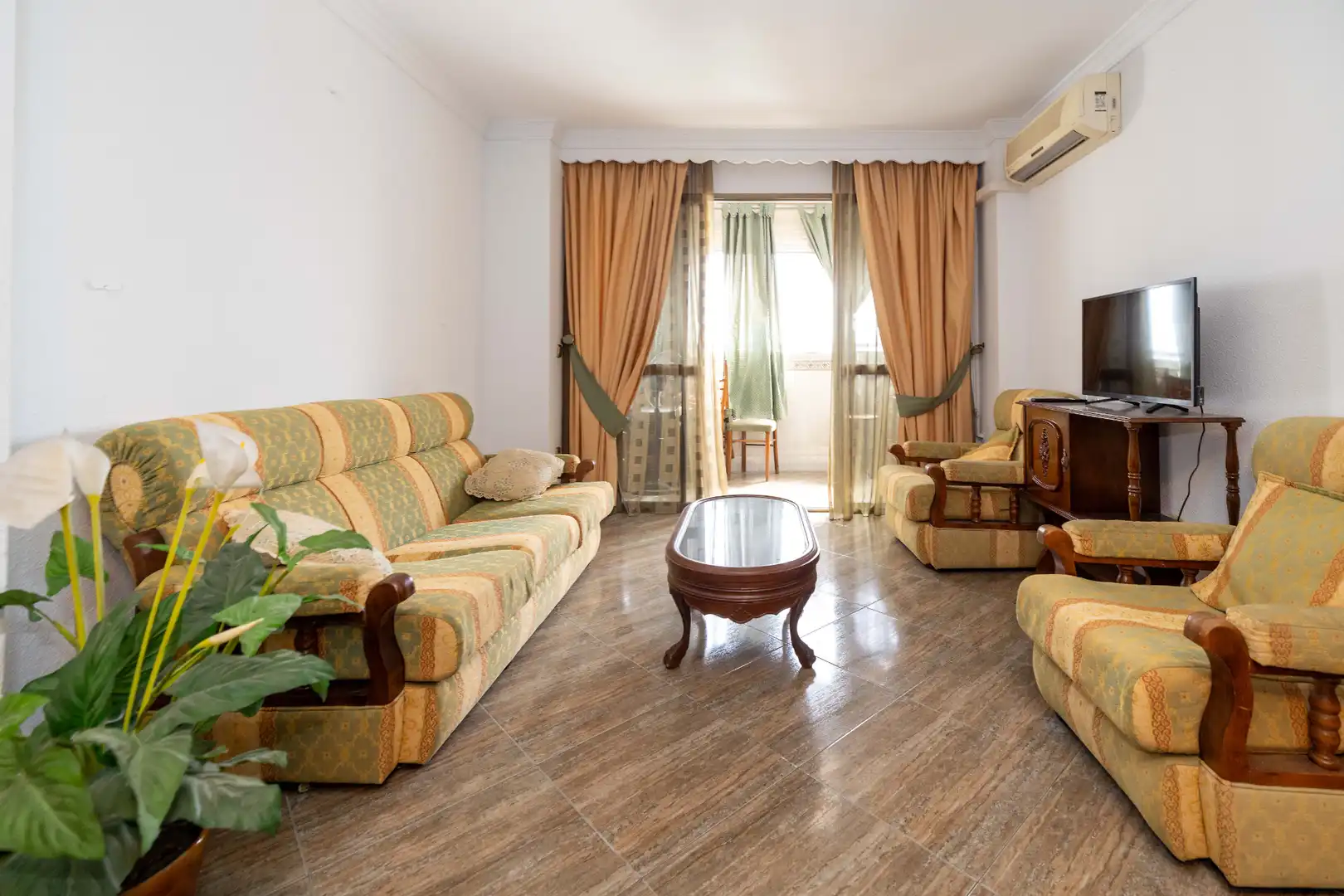 Sala d'estar de Pis en venda en Málaga Capital amb Aire condicionat, Calefacció i Moblat