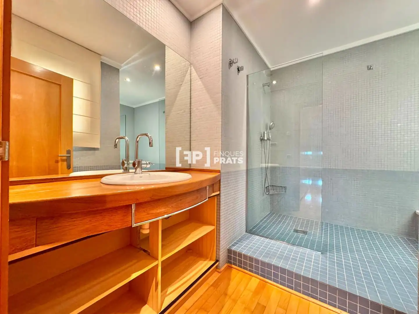 Baño de Dúplex en venta en Lleida con Aire acondicionado, Calefacción y Terraza