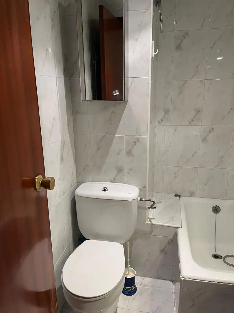 Piso en venta en Calle de Luis Bermejo, 6, Romareda