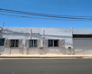 Exterior view of Single-family semi-detached for sale in Tuineje  with Air Conditioner and Private garden