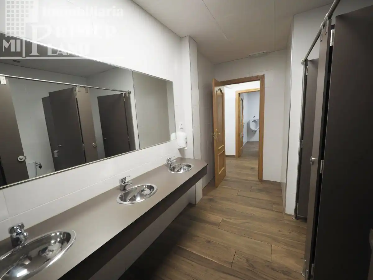 Baño de Edificio en venta en La Solana  