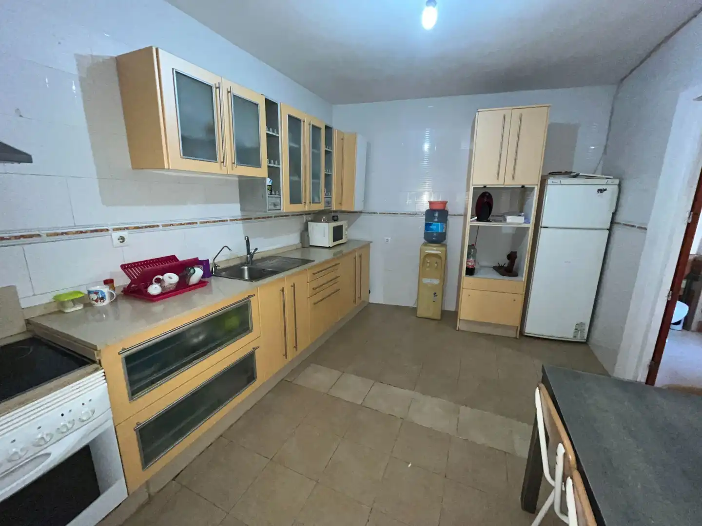 Küche von Einfamilien-Reihenhaus zum Verkauf in Fuente Álamo de Murcia mit Klimaanlage, Terrasse und Möbliert