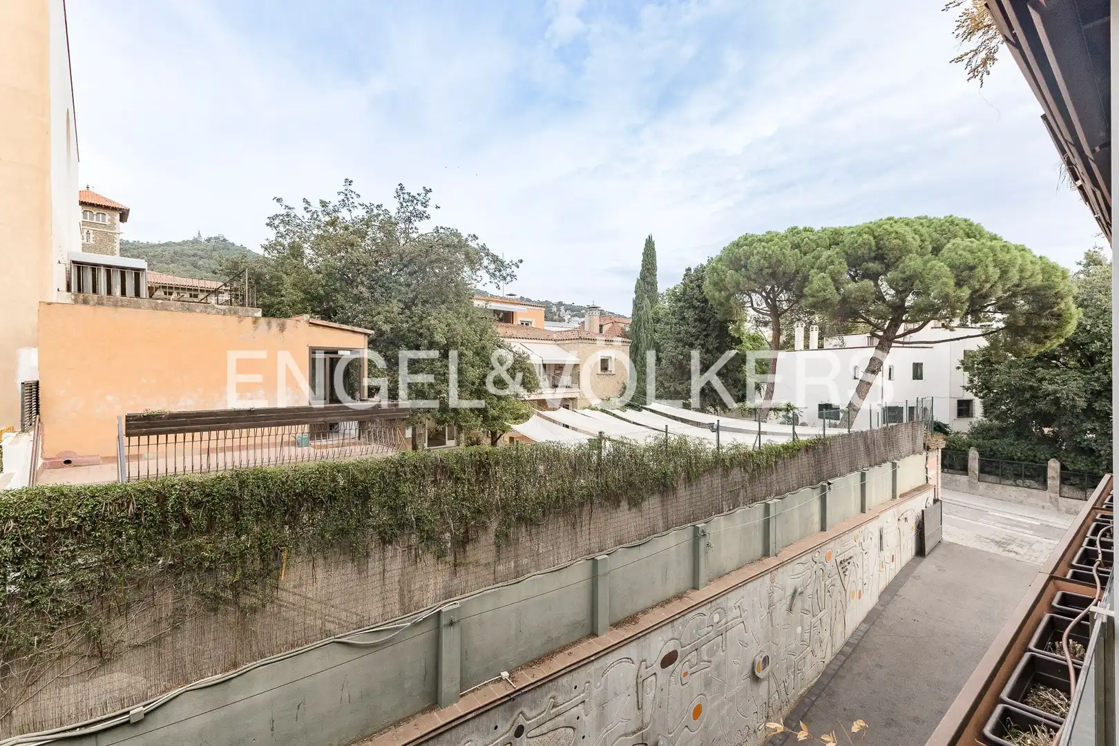 Vista exterior de Piso en venta en Sarrià - Sant Gervasi