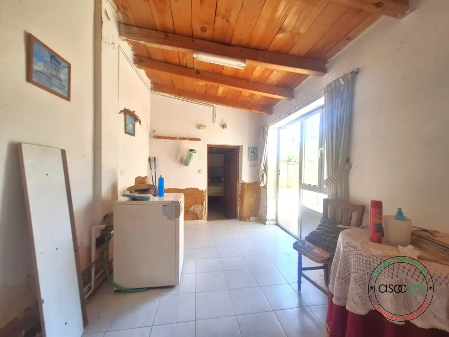 Detached homes for sale in Sahagún  with Heating, Private garden and Storage room