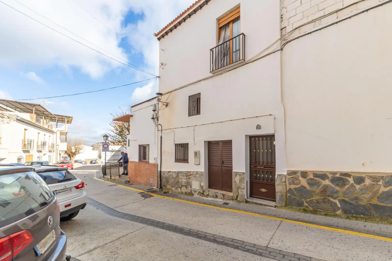 Vista exterior de Casa adosada en venta en La Peza con Balcón