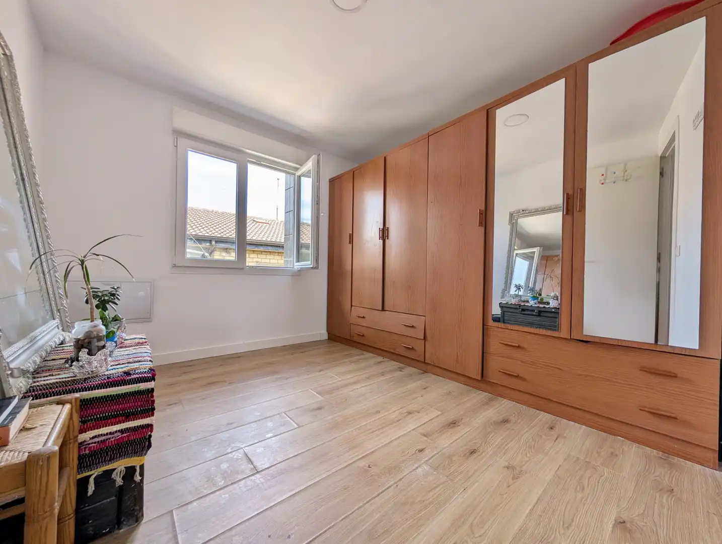 Habitación de Piso en venta en Gijón  con Trastero