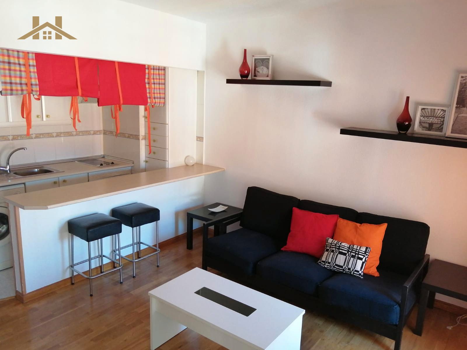 Living room of Flat for sale in Valdemoro  with Air Conditioner, Heating and Furnished