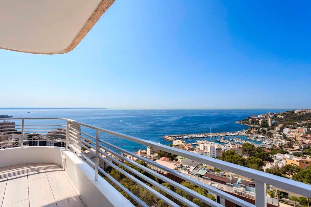 Bedroom of Attic for sale in  Palma de Mallorca  with Air Conditioner, Heating and Terrace