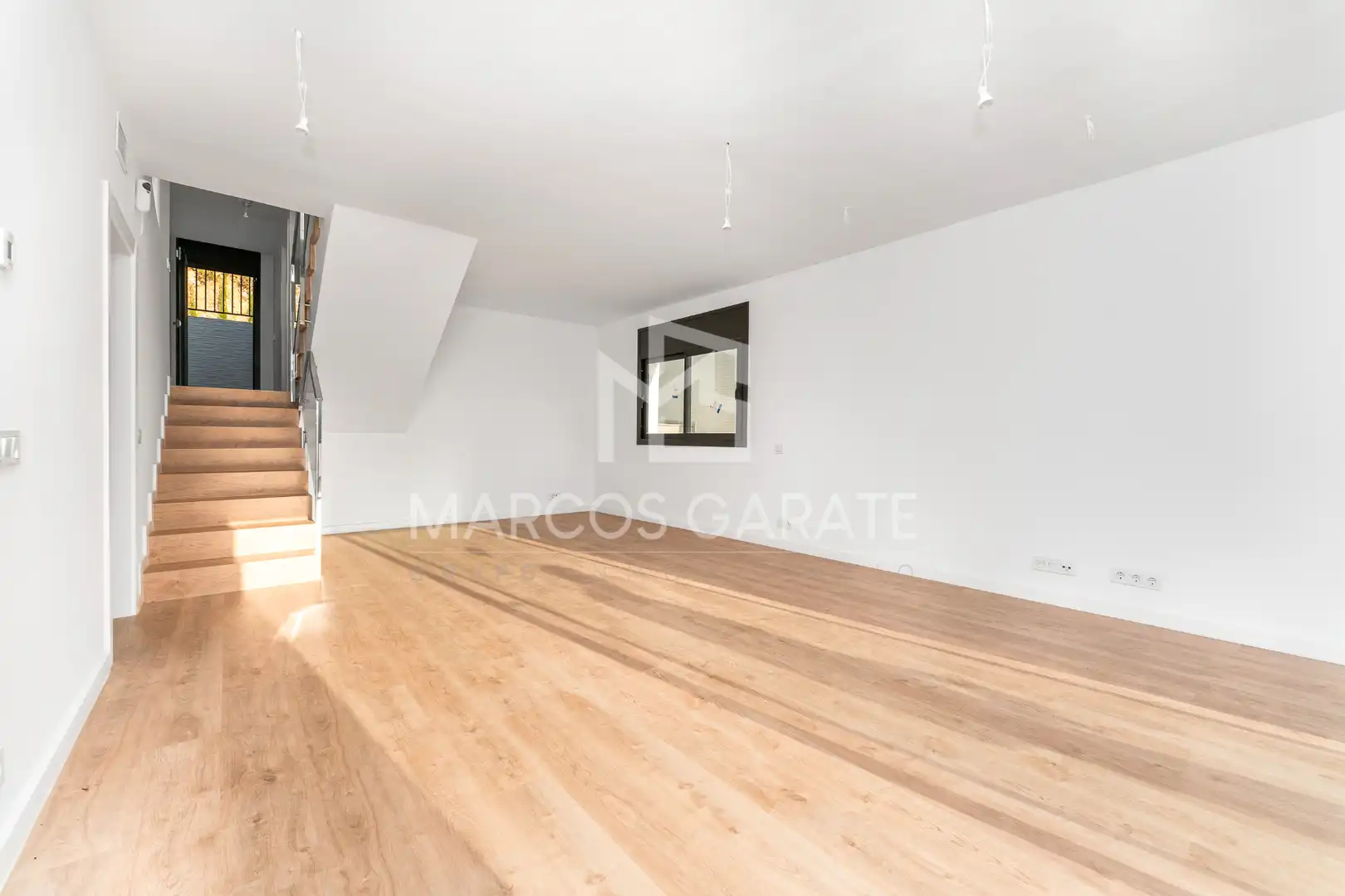 Casa con terraza en venta en Avinguda Marca Hispànica, imagen 18