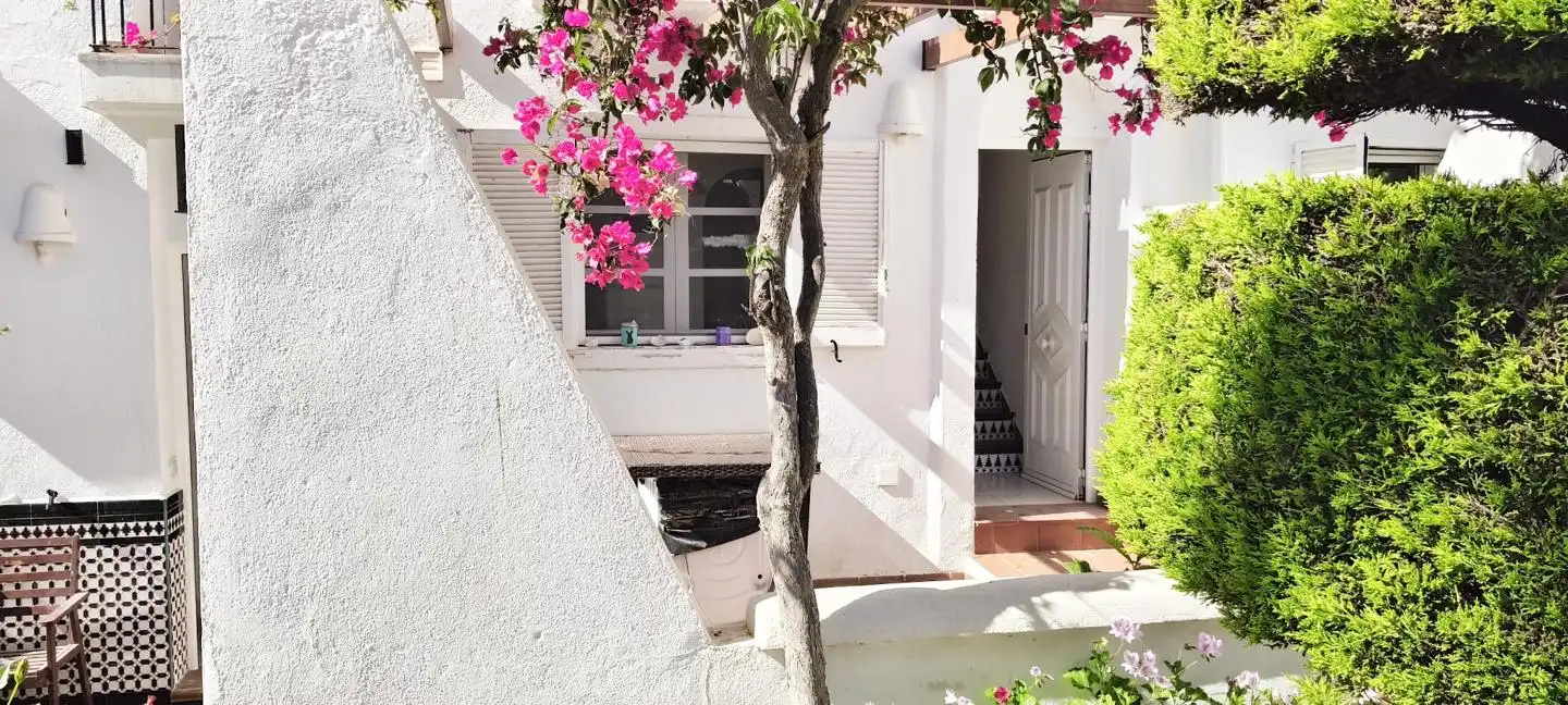 Vista exterior de Casa o chalet en venta en Mojácar con Terraza y Piscina comunitaria