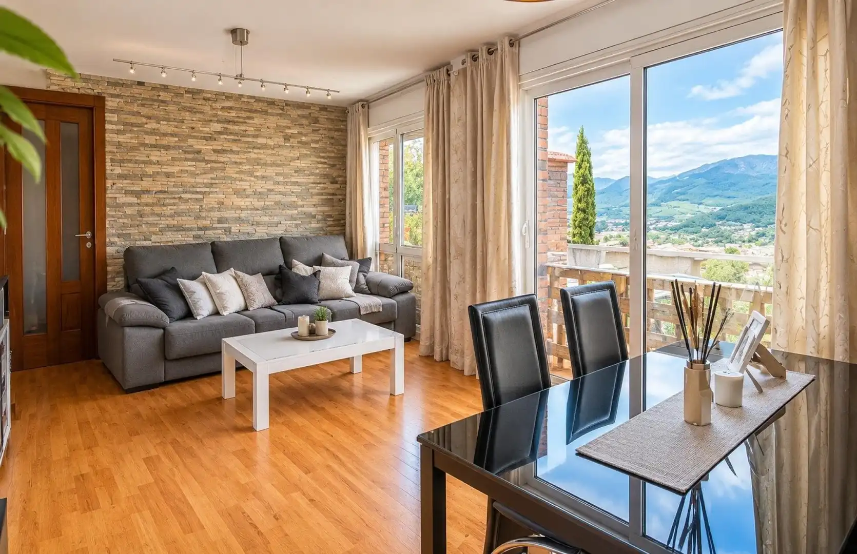 Apartment for sale in Sant Feliu de Codines