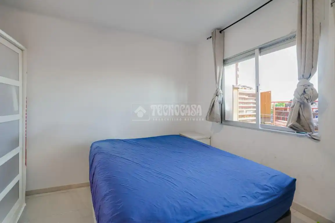 Habitación de Piso en venta en Barcelona con Balcón