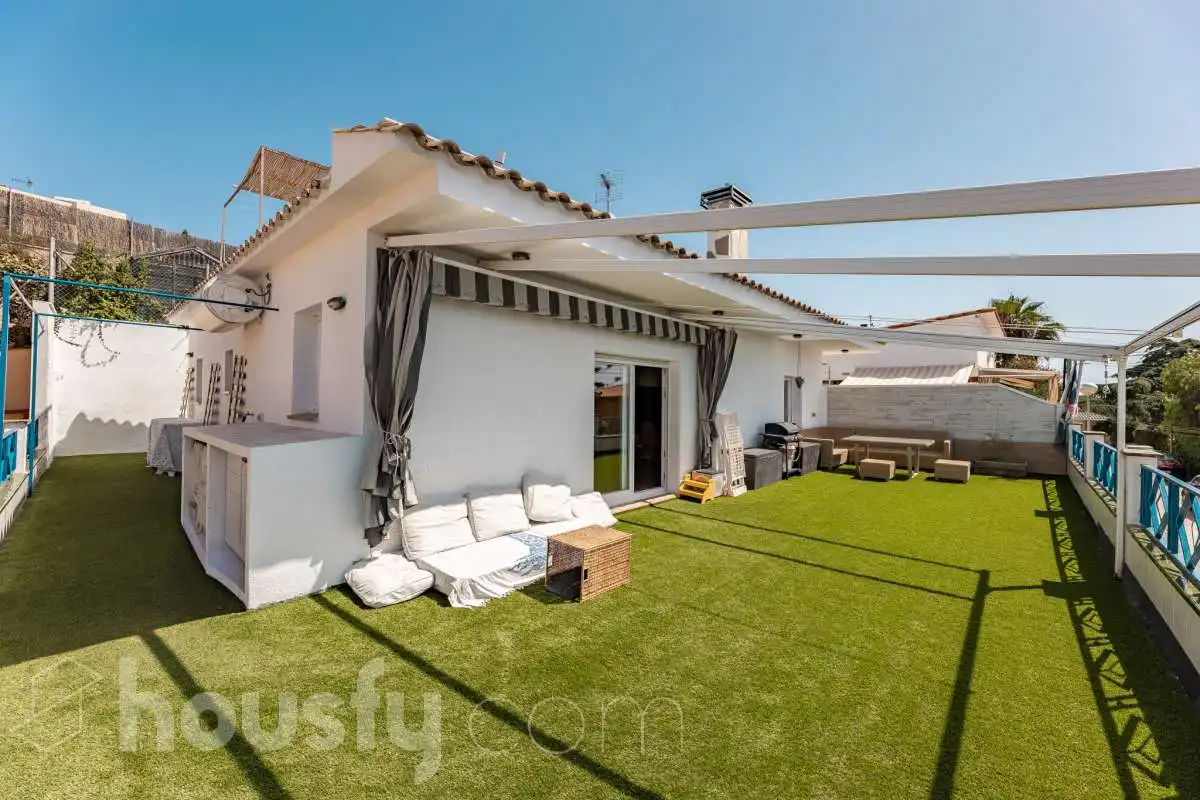Casa o xalet en venda a Avinguda dels Llimoners, Canet de Mar