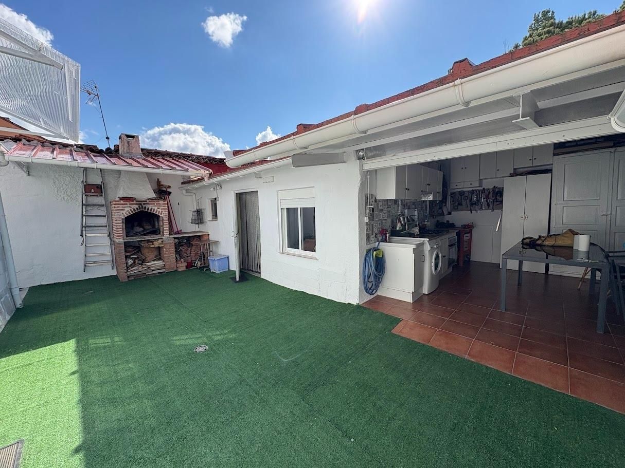 Terrace of House or chalet for sale in Valladolid Capital  with Heating and Storage room