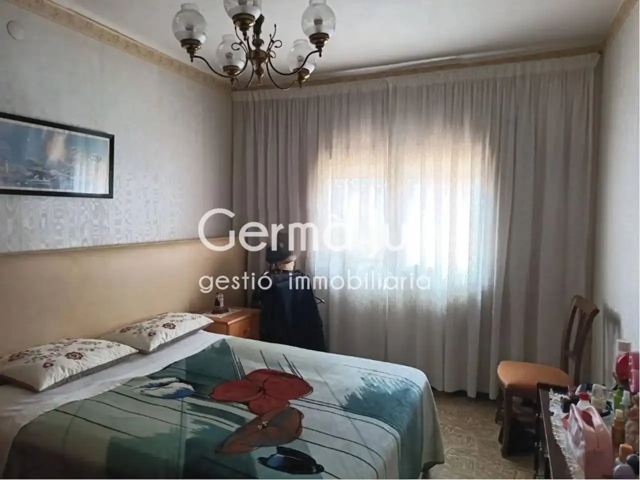Habitación de Piso en venta en Badalona con Aire acondicionado, Jardín privado y Terraza