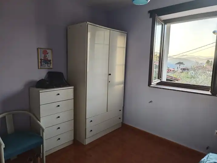 Habitación de Casa o chalet en venta en Salas con Amueblado