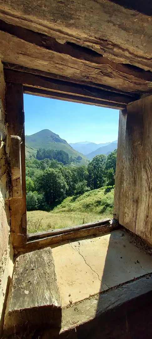 Außenansicht von Country house zum Verkauf in Piloña