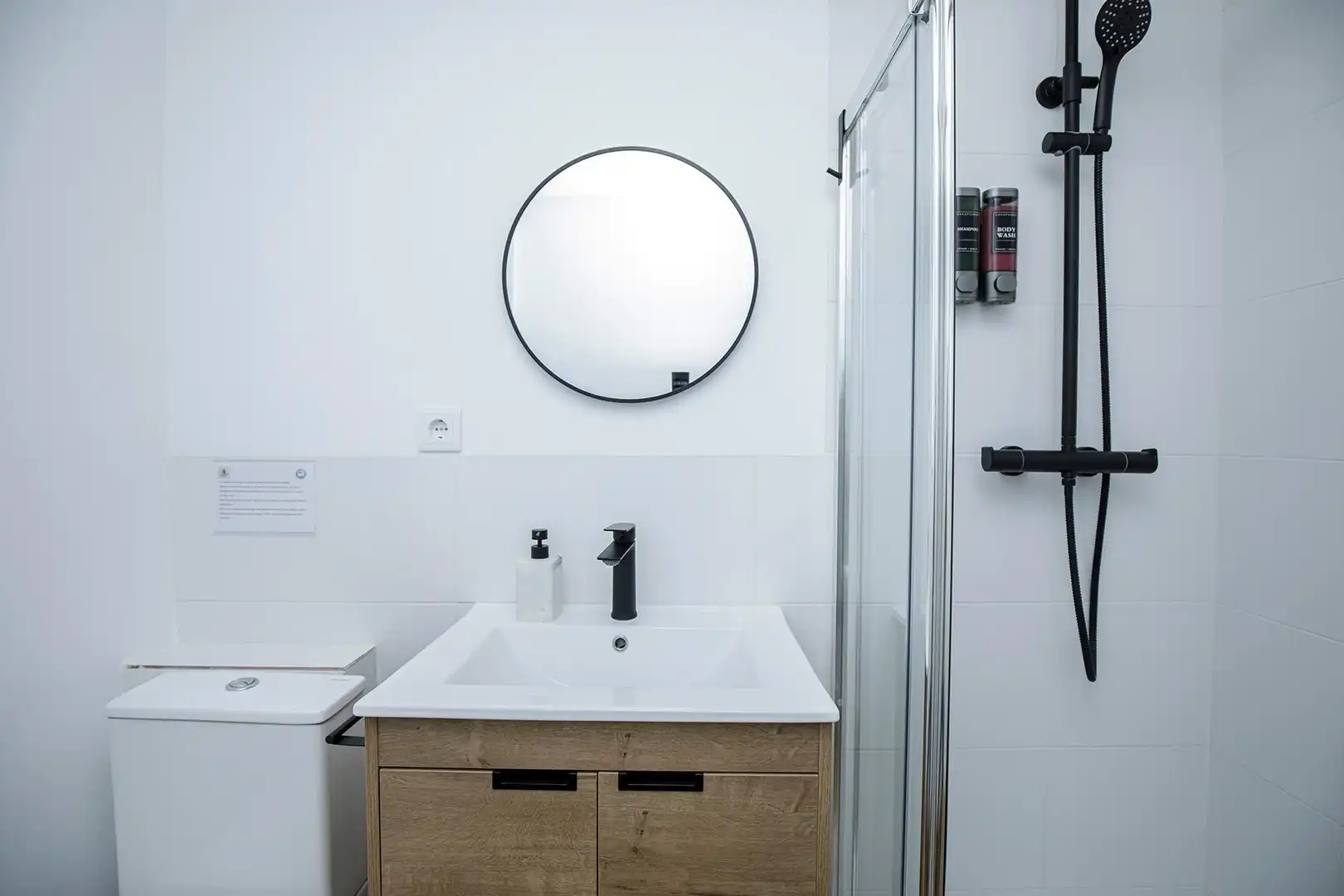 Baño de Apartamento de alquiler en Girona