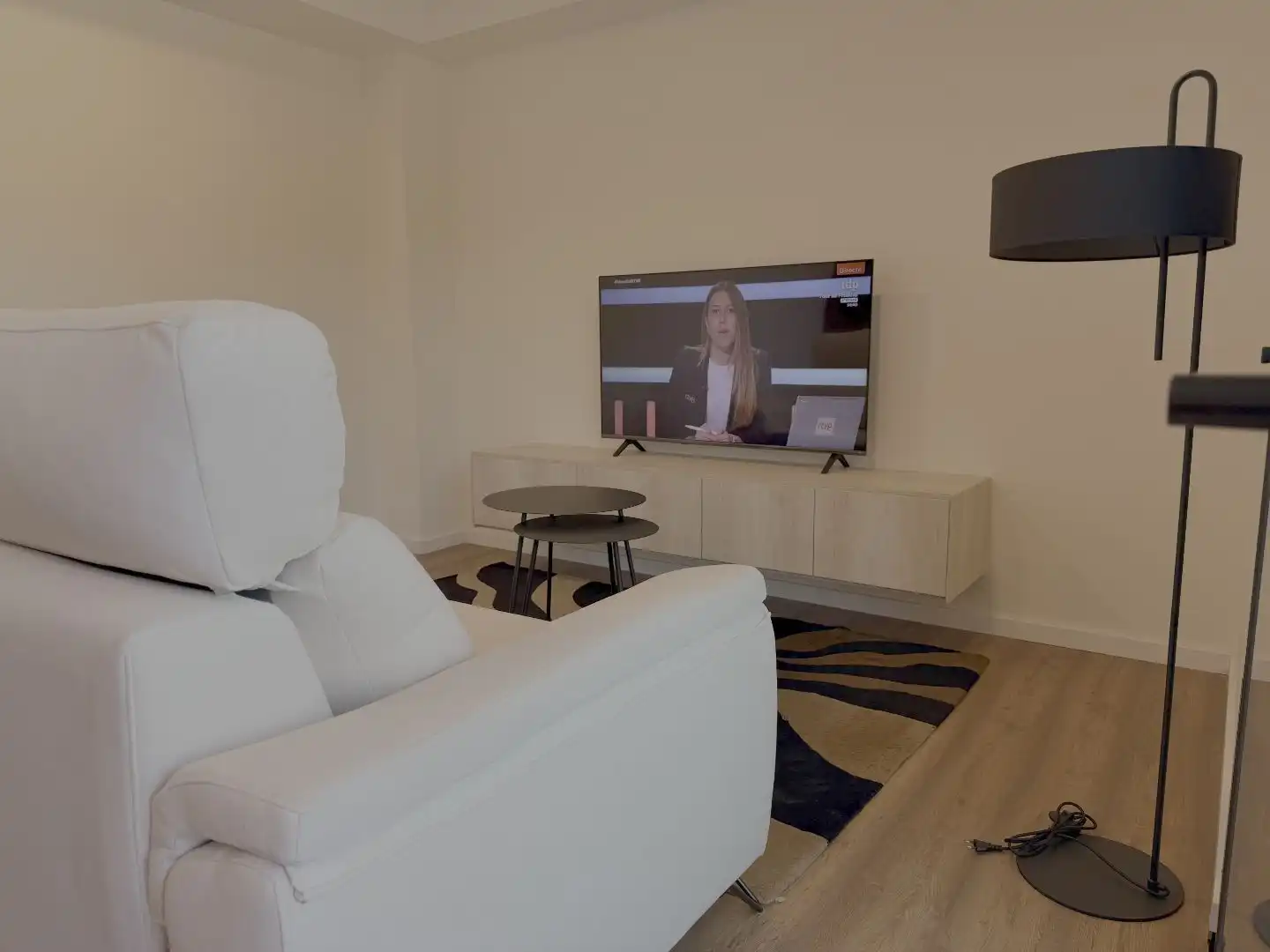 Sala de estar de Piso para compartir en Ames con Calefacción, Terraza y Amueblado