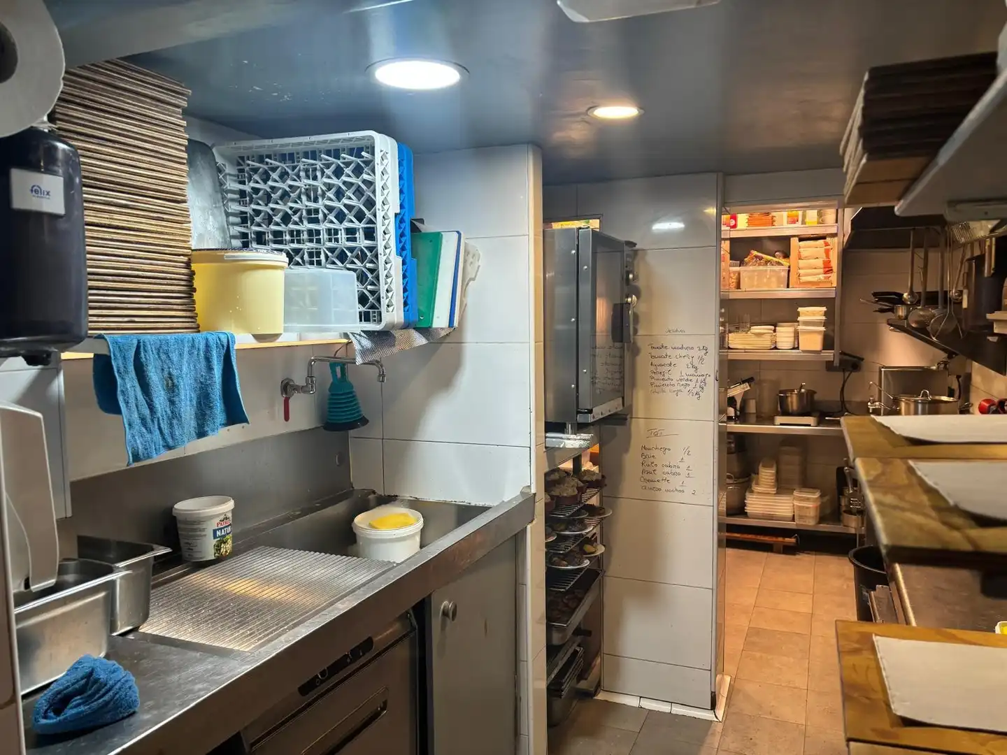 Cocina de Local en traspaso en Barcelona con Aire acondicionado, Terraza y Amueblado