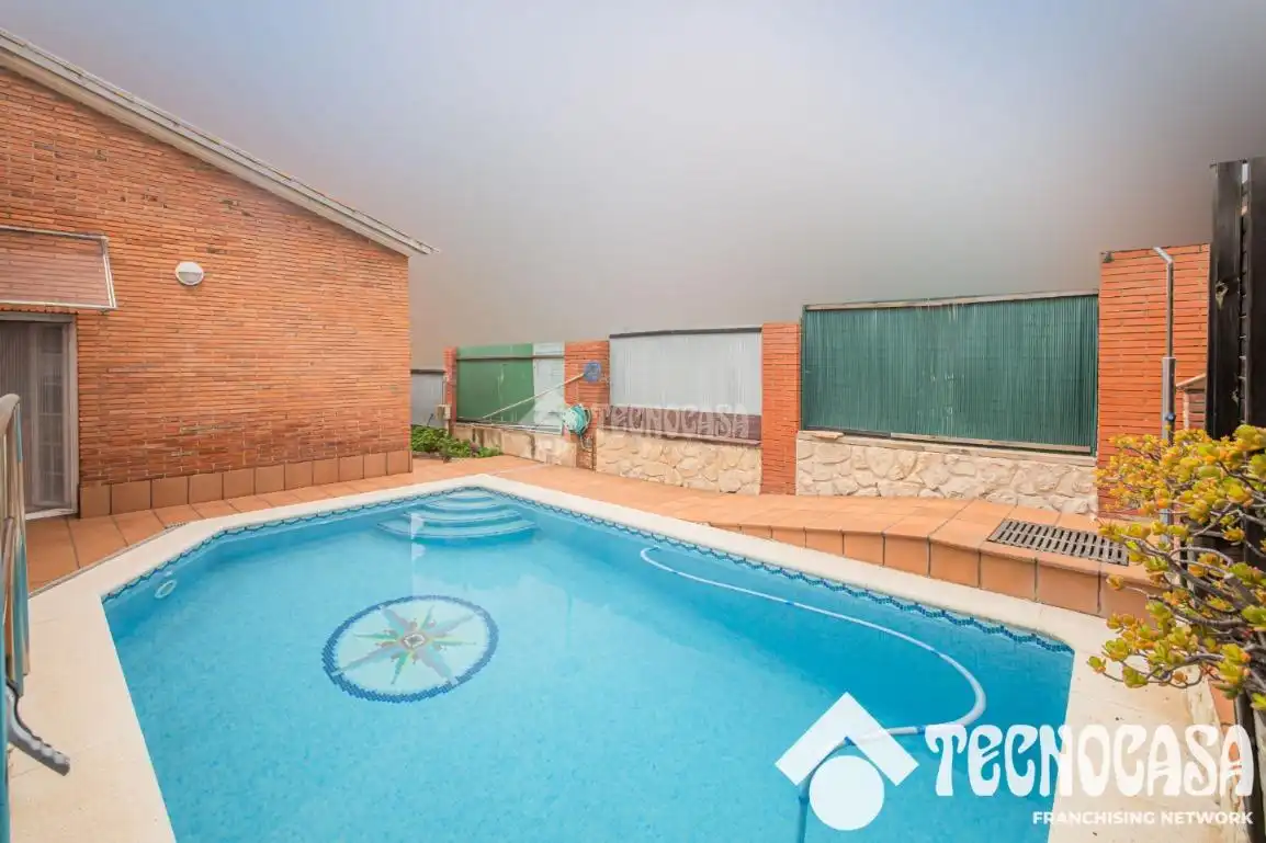 Piscina de Casa o chalet en venta en Premià de Mar
