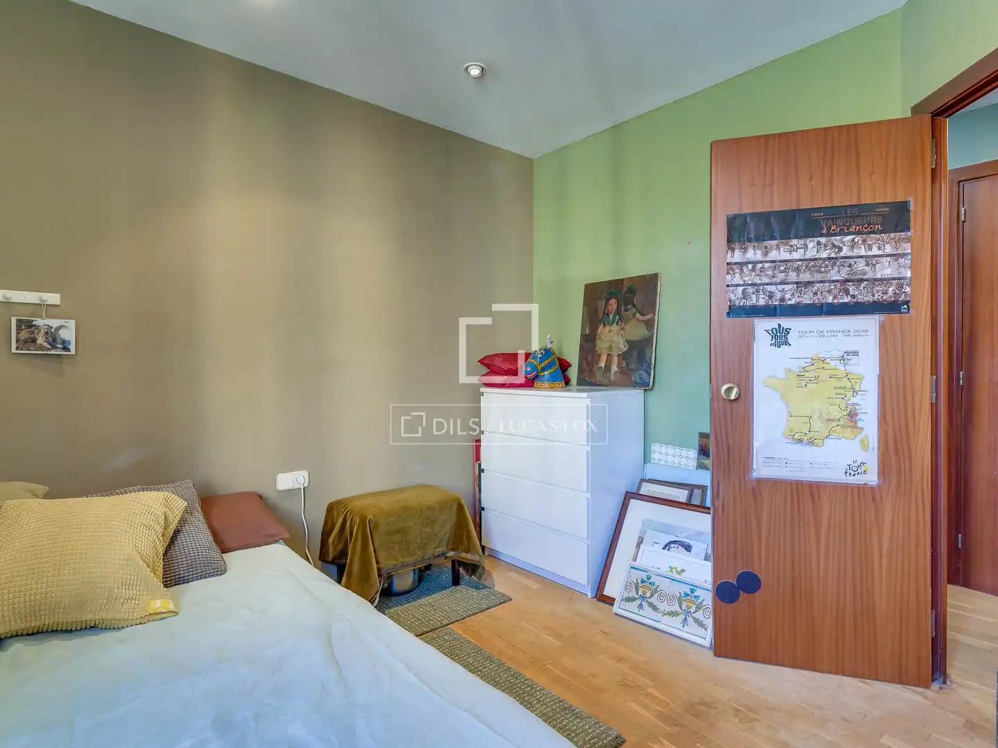 Habitación de Piso en venta en Barcelona con Calefacción, Parquet y Trastero