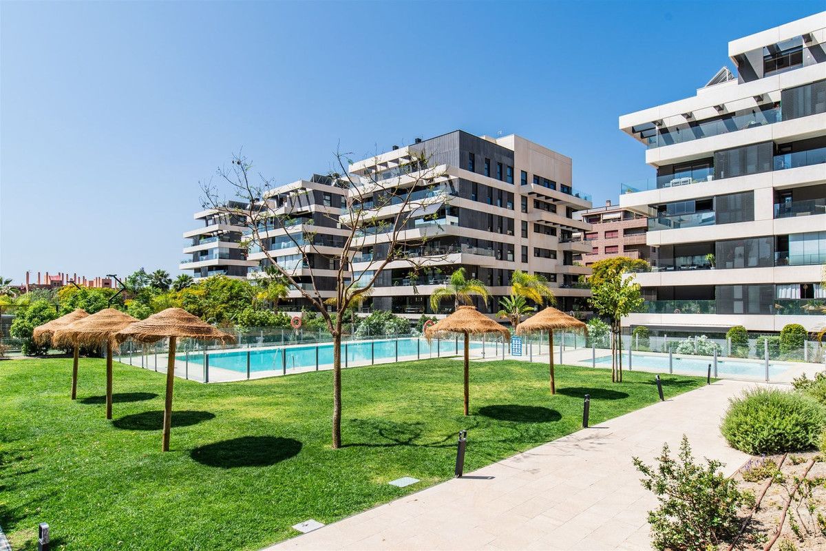 Exterior view of Apartment for sale in Málaga Capital  with Swimming Pool