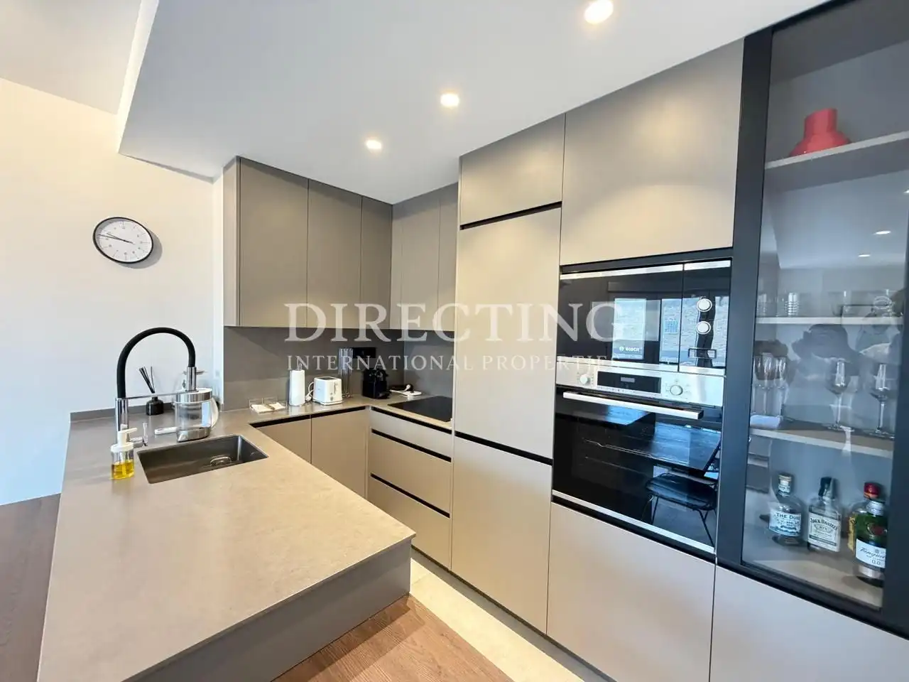 Kitchen of Attic for rent in Barrio de Salamanca